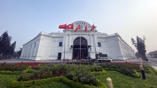 Hà Nội: Trạm sạc VinFast - Vinhomes Riverside Almaz